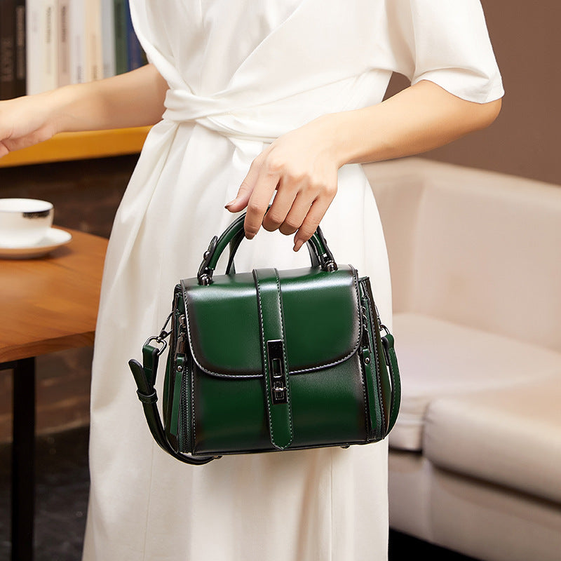 Cowhide Vintage Crossbody Handbag Luvéillé
