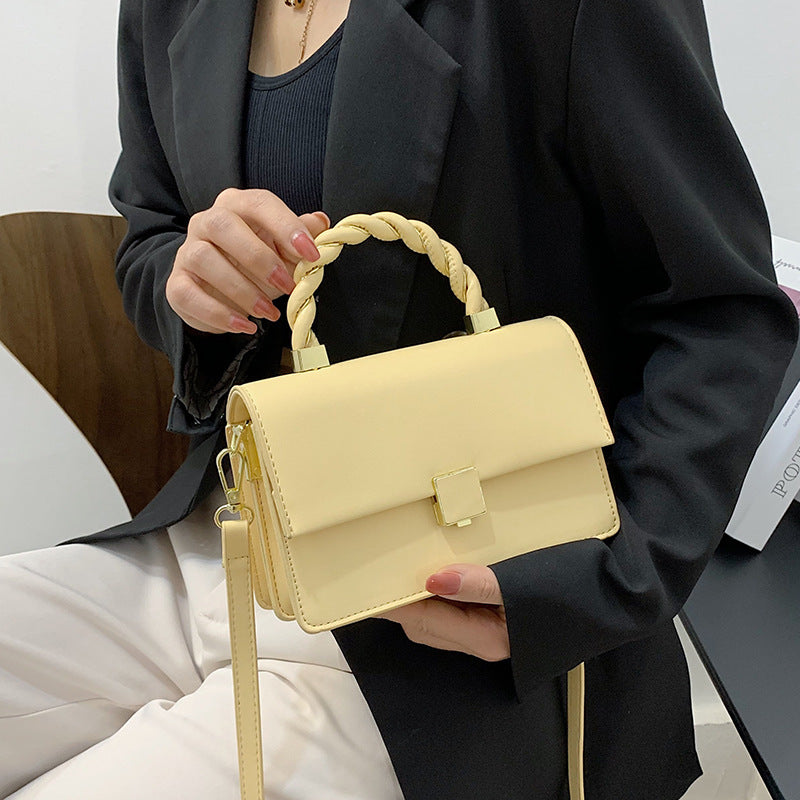 Crossbody Small Square Bag Luvéillé