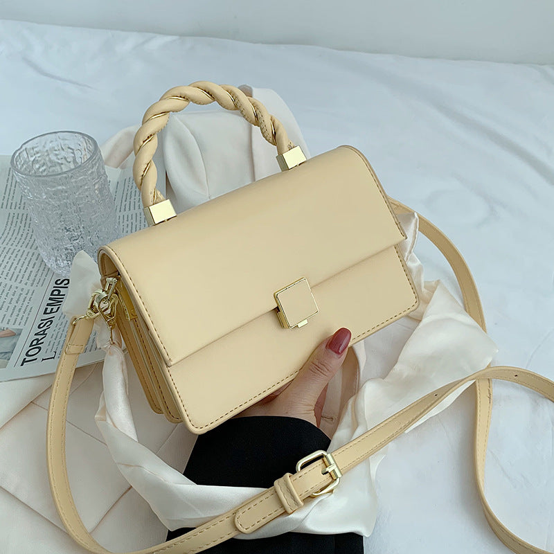 Crossbody Small Square Bag Luvéillé