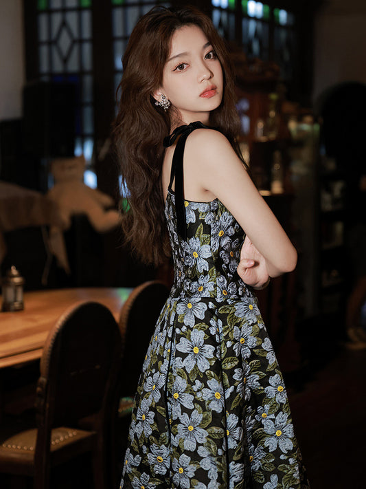 Hanging Strap Small Evening Dress Girl Luvéillé