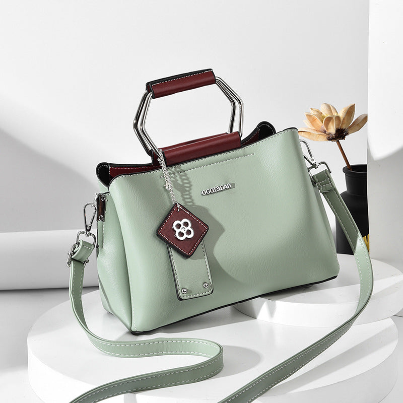 Shoulder handbag Luvéillé