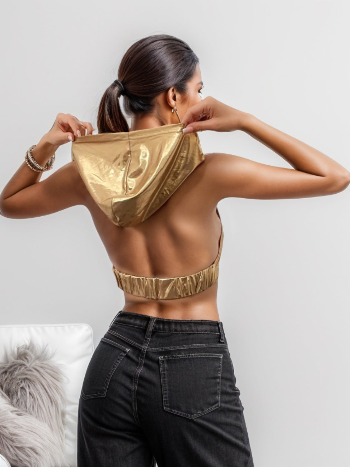 Backless Hooded Cropped Tank Luvéillé