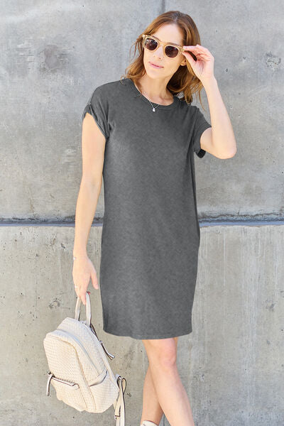 Basic Bae Full Size Round Neck Short Sleeve Dress with Pockets Luvéillé