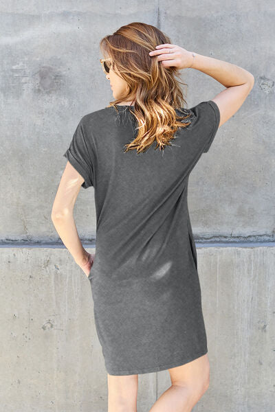 Basic Bae Full Size Round Neck Short Sleeve Dress with Pockets Luvéillé