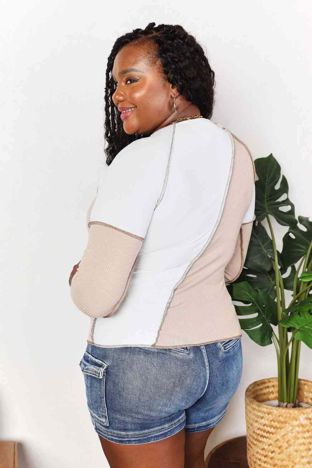 Double Take Color Block Exposed Seam Top Luvéillé