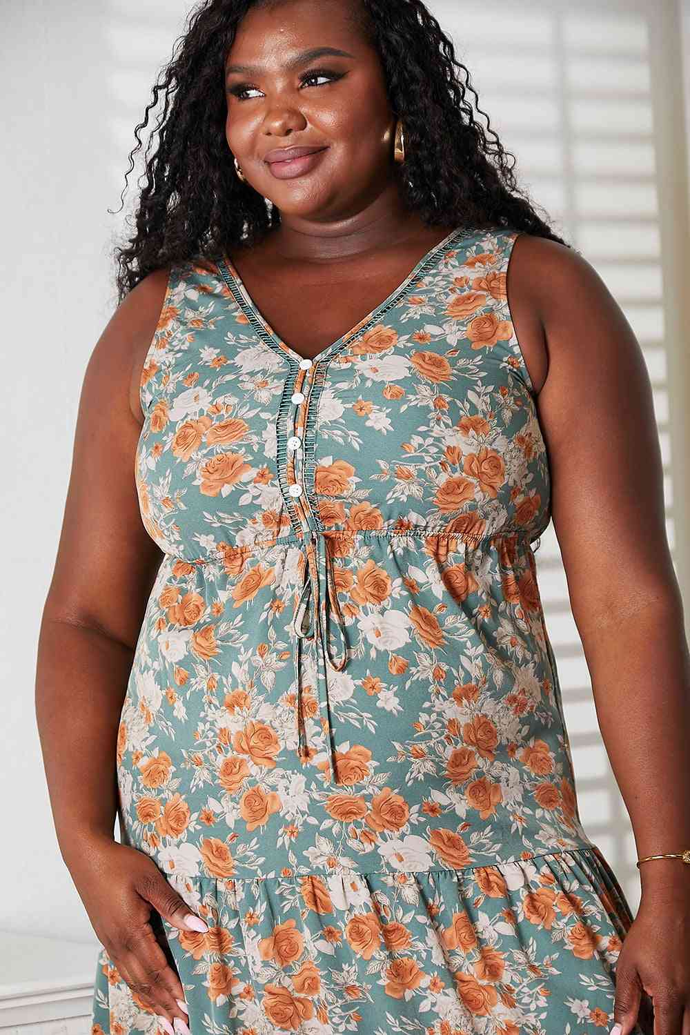 Double Take Floral V-Neck Tiered Sleeveless Dress Luvéillé