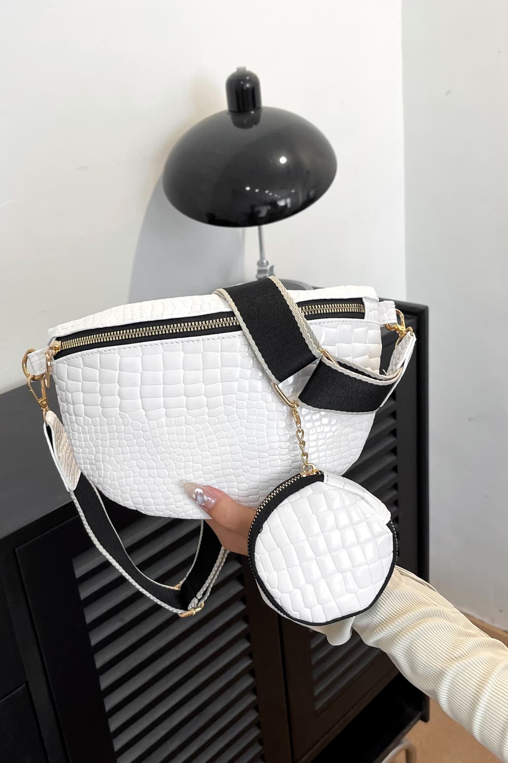PU Leather Sling Bag with Small Purse Luvéillé