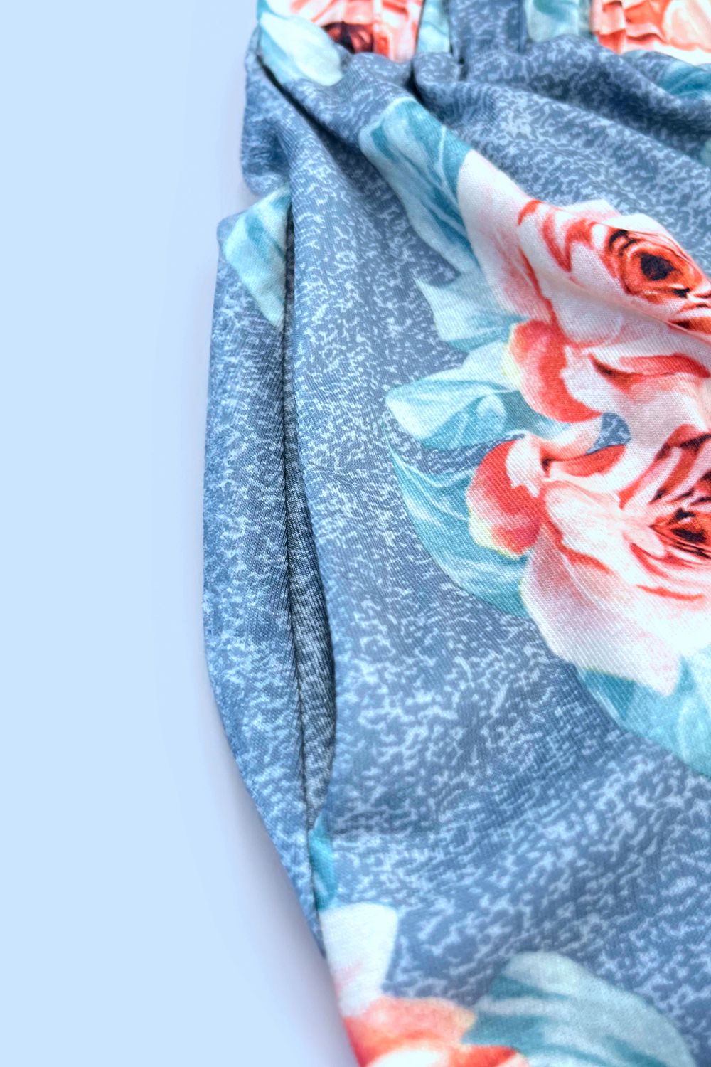 Sleeveless Buttoned Dress with Pockets Luvéillé