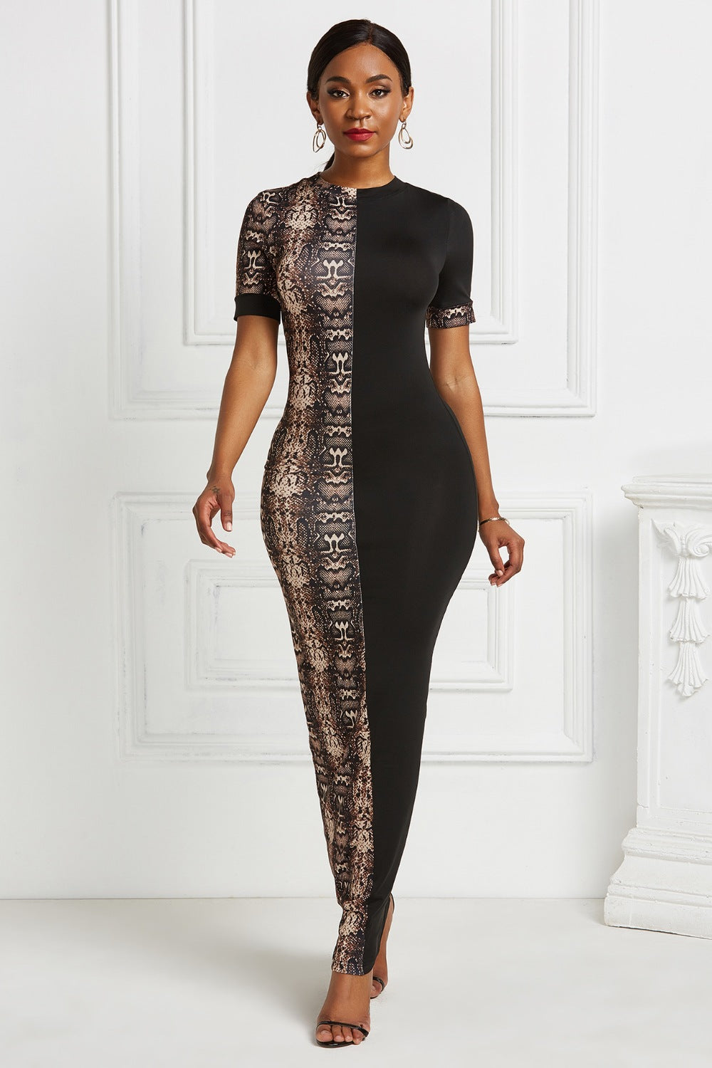 Two-Tone Round Neck Short Sleeve Maxi Dress Luvéillé