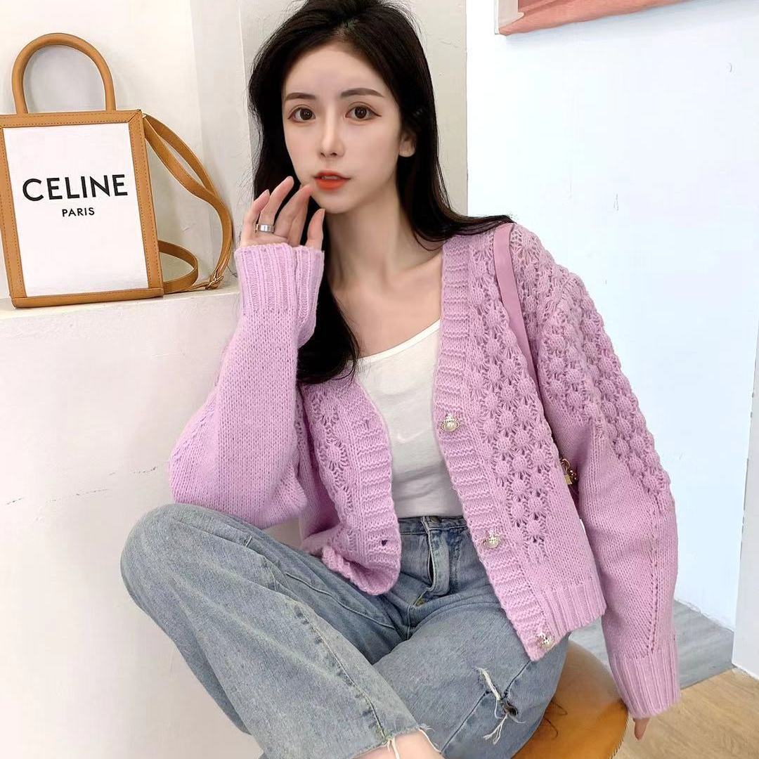 V-neck Loose Lazy Style Solid Color Sweater Luvéillé