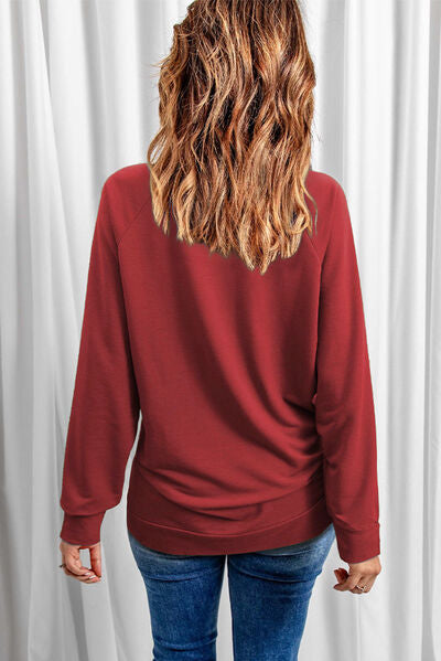 XOXO Heart Round Neck Sweatshirt Luvéillé