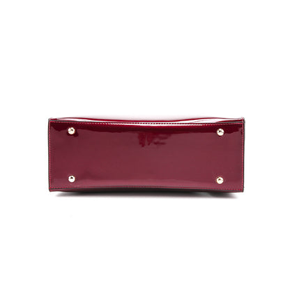 Artificial Patent Leather Glossy handbag Luvéillé