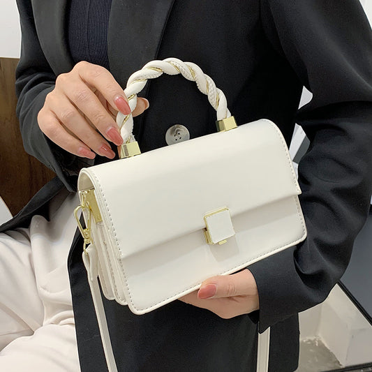 Crossbody Small Square Bag Luvéillé