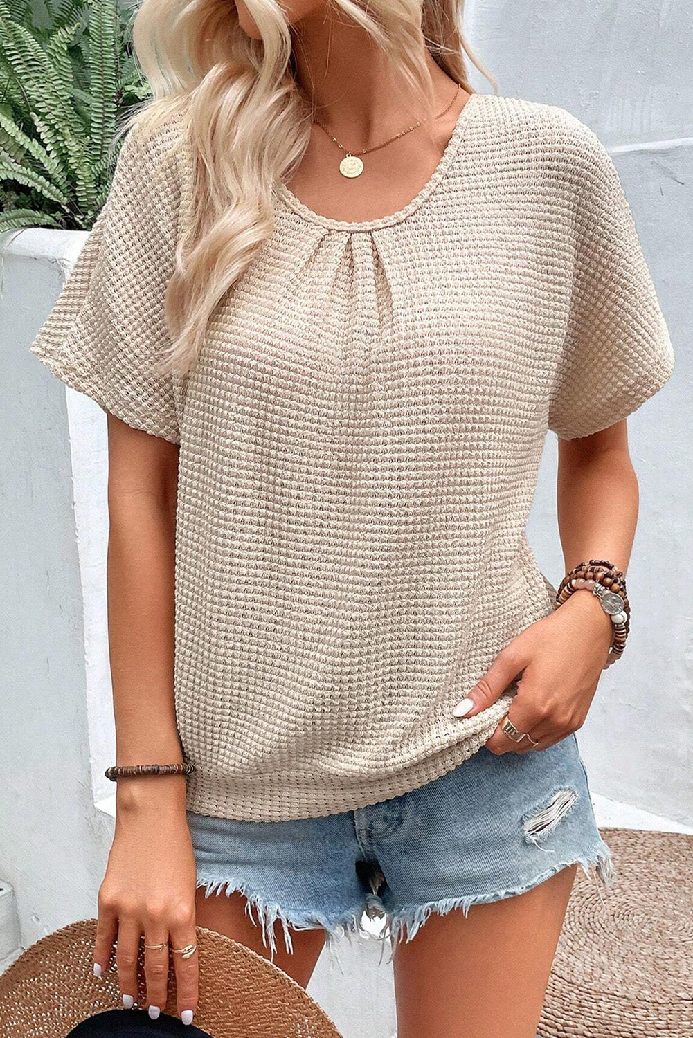 Round Neck Short Sleeve T-Shirt Luvéillé