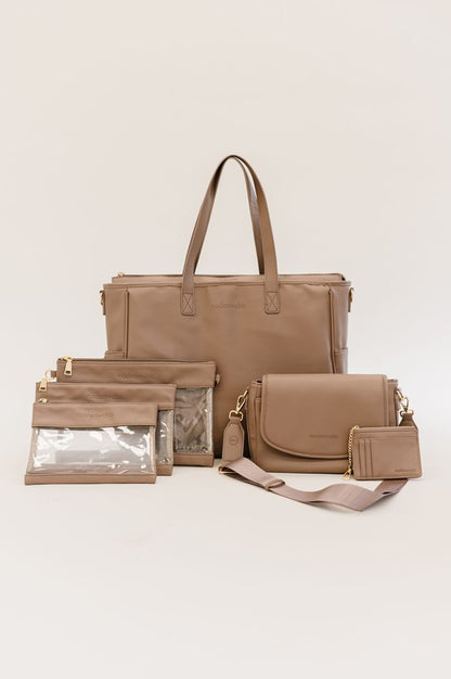 SIGNATURE TOTE CARRY ALL ON LAPTOP BAG Luvéillé