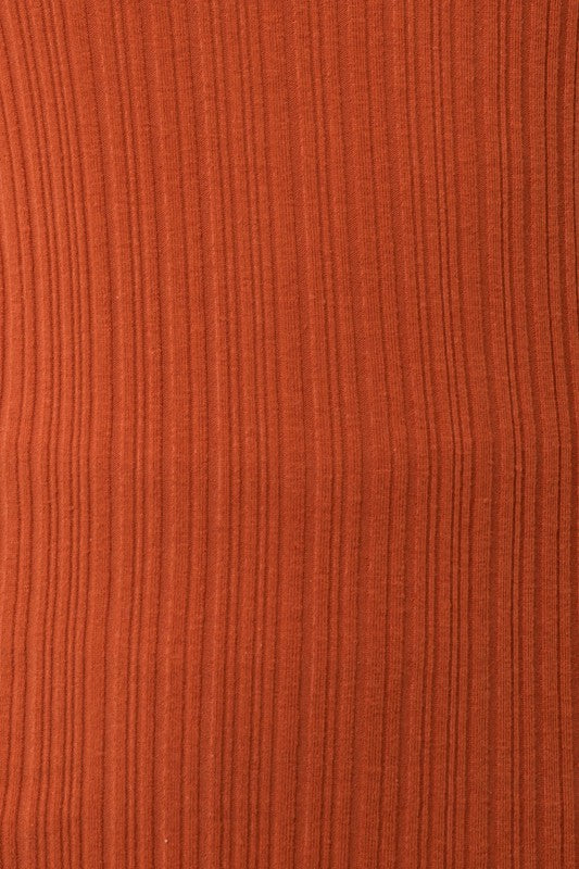 Short Sleeve Mock Neck Merrow Edge Top Luvéillé