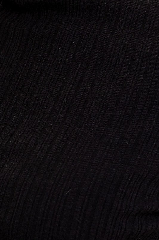 Short Sleeve Mock Neck Merrow Edge Top Luvéillé