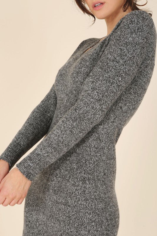 V-Neck Sweater Maxi Dress Luvéillé