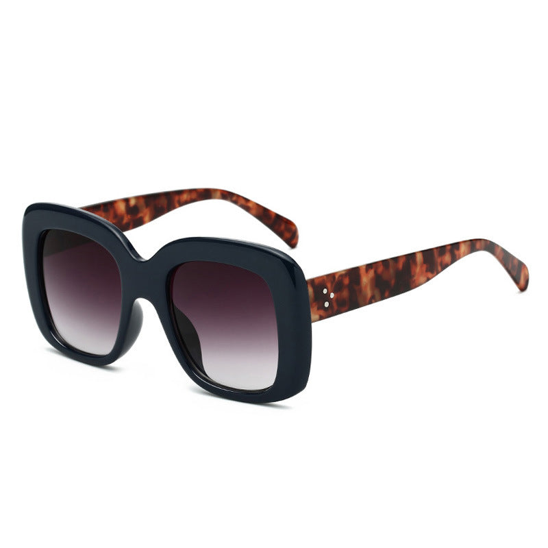 Stylish Women's Sunglasses Retro Square