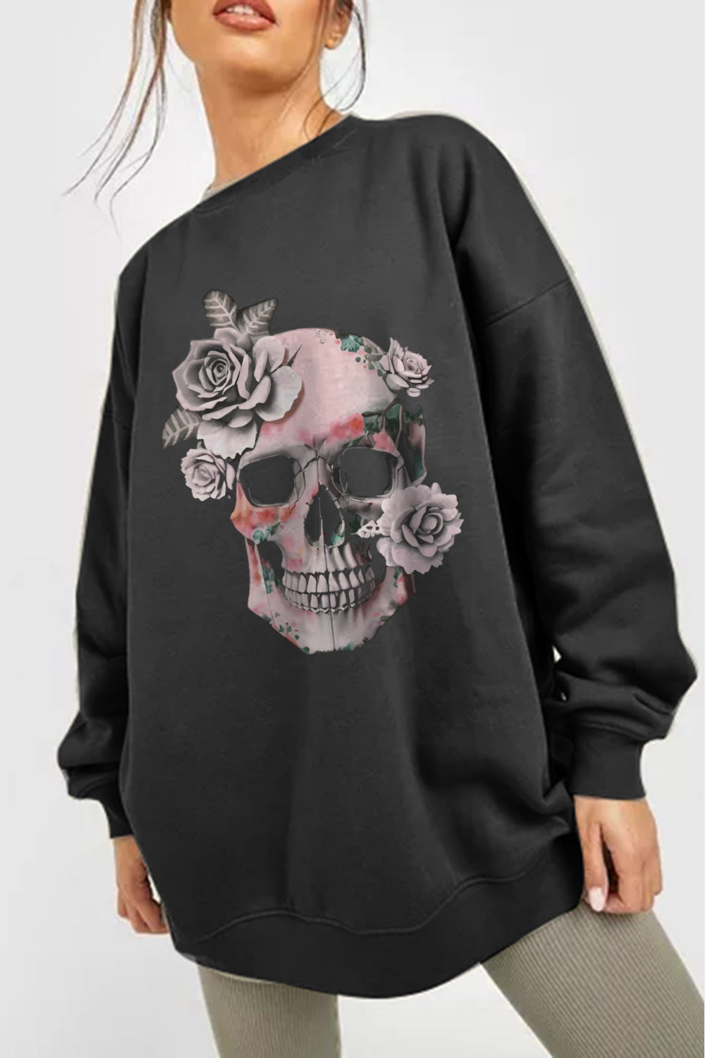 Full Size Dropped Shoulder SKULL Graphic Sweatshirt Luvéillé