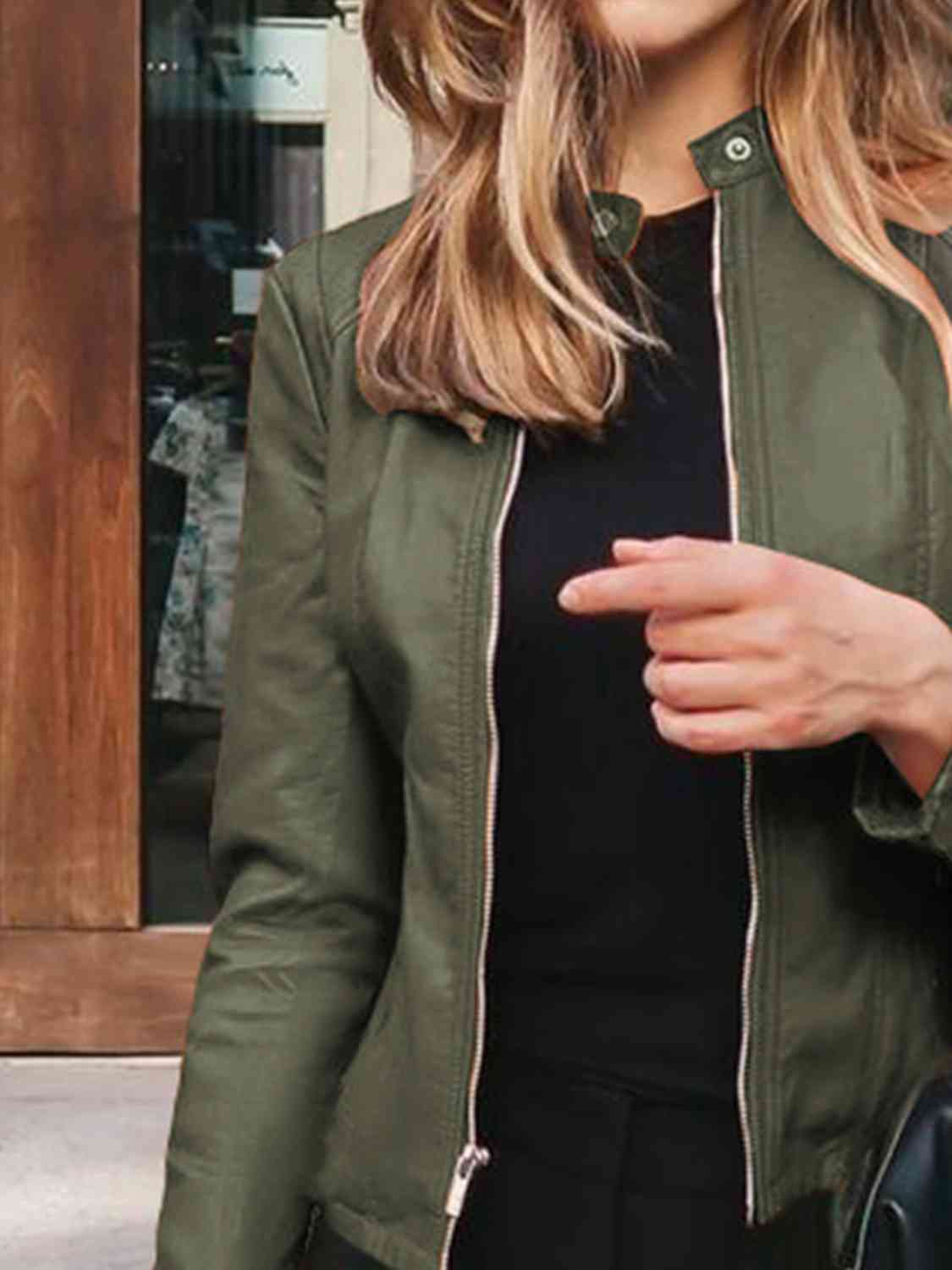 Mock Neck Zip Up Jacket Luvéillé