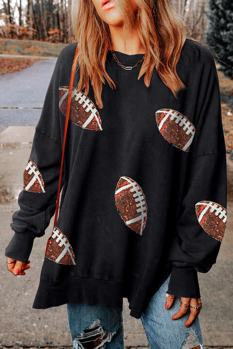 Sequin Football Patch Slit Sweatshirt Luvéillé