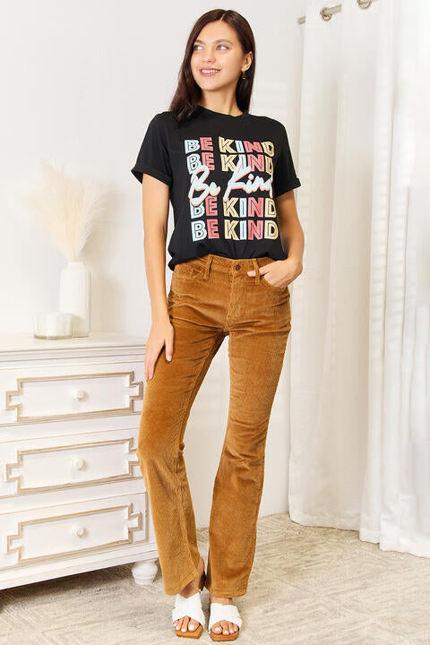 Simply Love BE KIND Graphic Round Neck T-Shirt Luvéillé