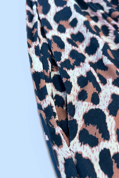 Sleeveless Buttoned Dress with Pockets Luvéillé