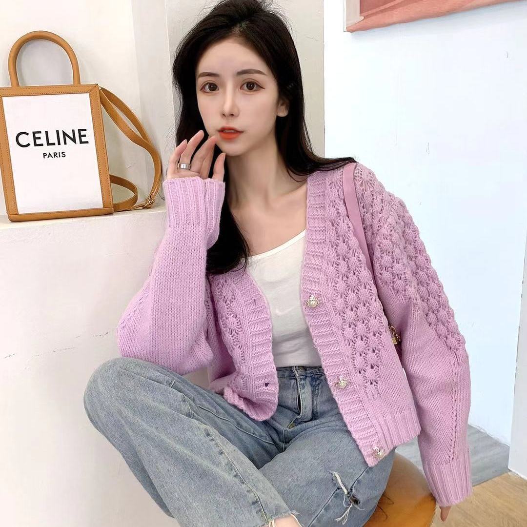 V-neck Loose Lazy Style Solid Color Sweater Luvéillé