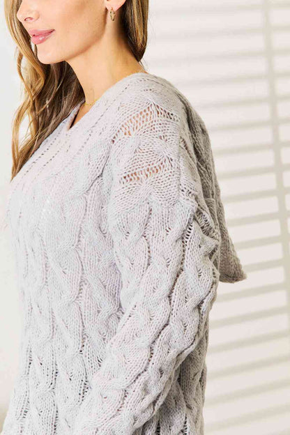 Woven Right Cable-Knit Hooded Sweater Luvéillé