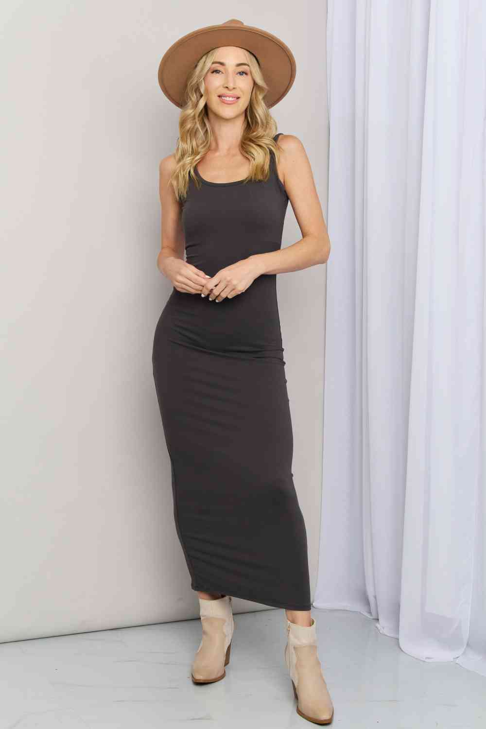 Zenana Scoop Neck Sleeveless Maxi Dress in Ash Grey Luvéillé