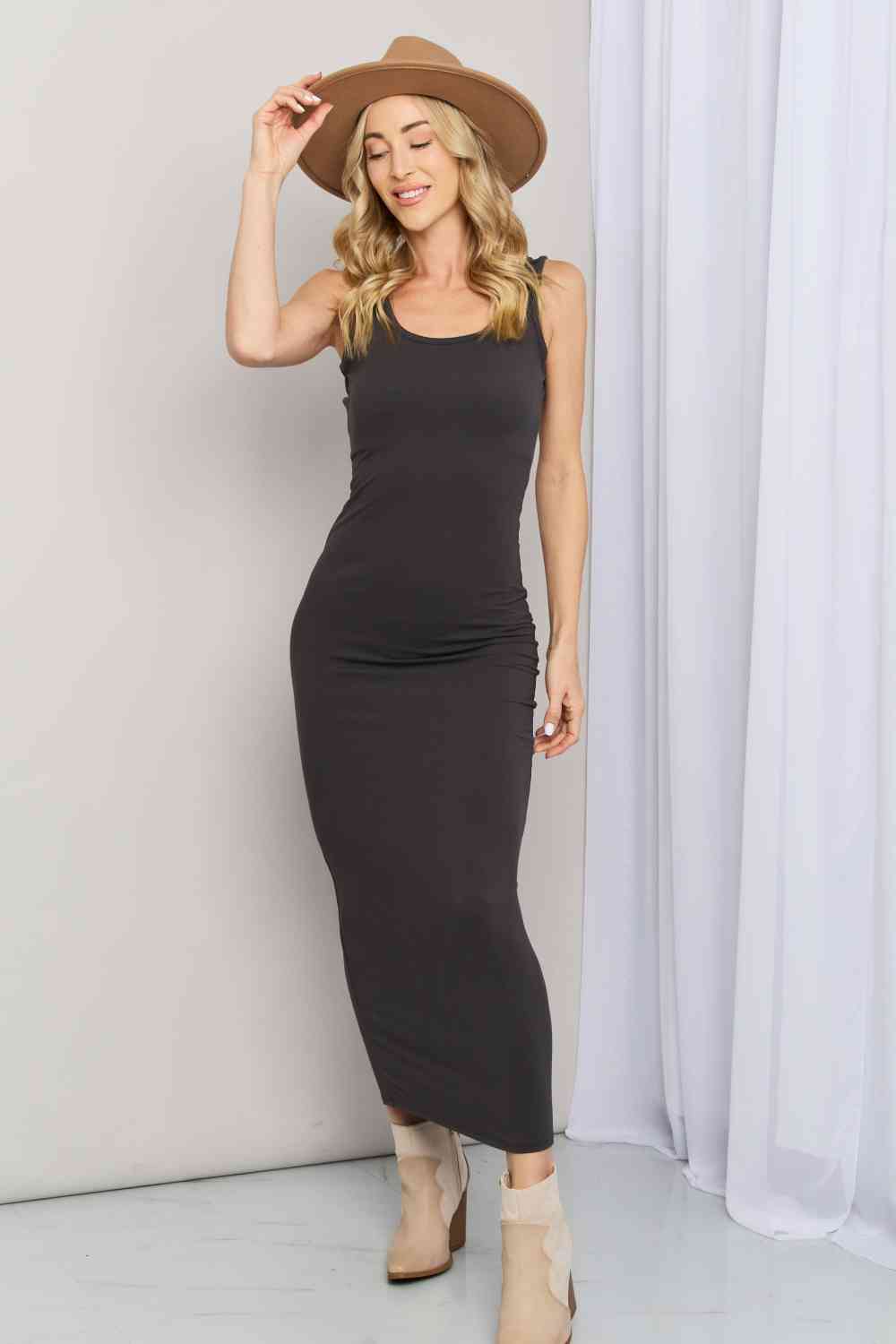 Zenana Scoop Neck Sleeveless Maxi Dress in Ash Grey Luvéillé