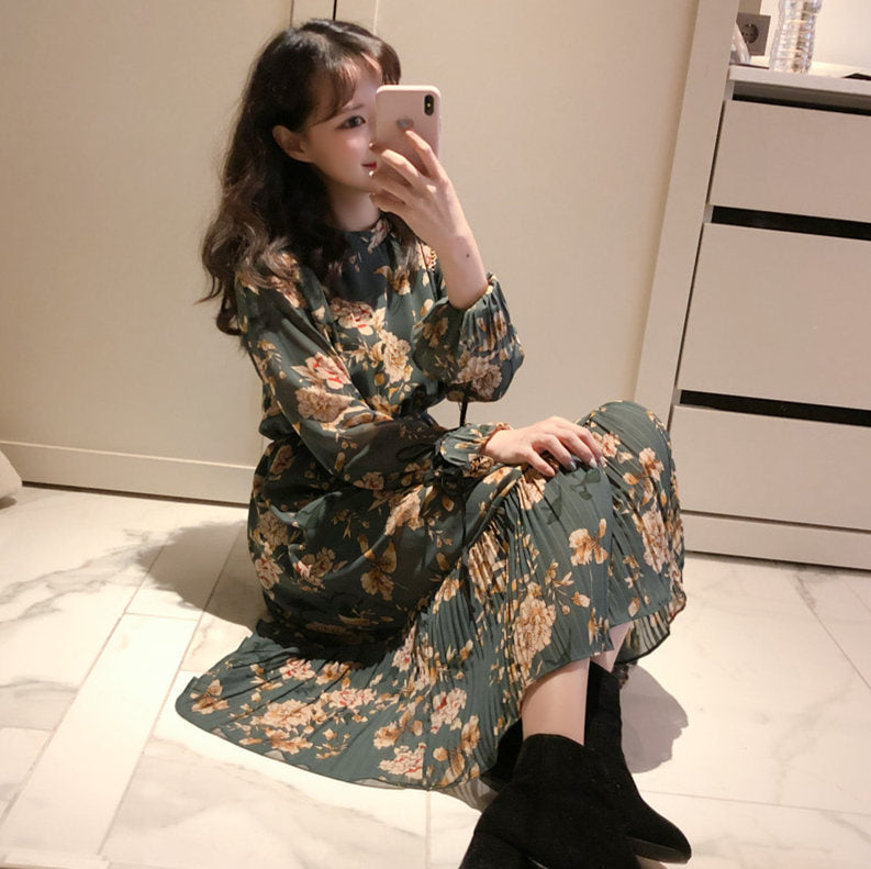 Retro Girl Floral Long-sleeved Dress Women